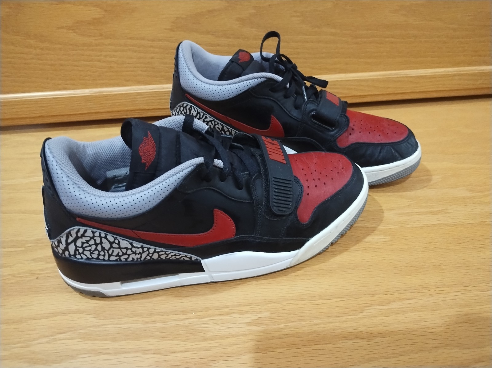 Jordan Legacy 312 low size 12