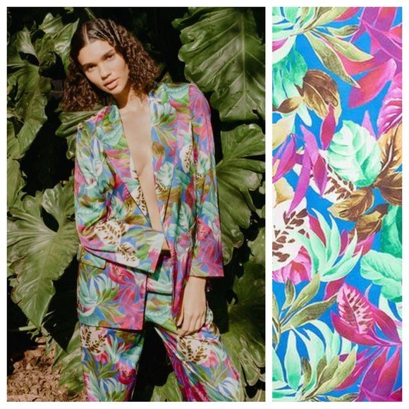 NWT. Zara Multicolored Satin Effect Tropical Print Open Front Blazer. Size S.