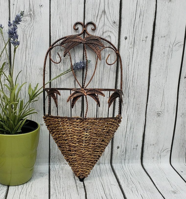 Wicker Metal Palm Tree Wall Pocket