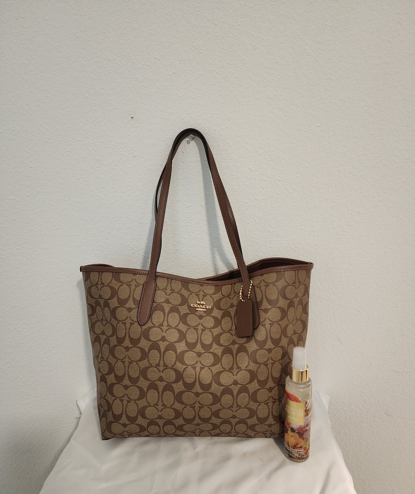 Coach tote