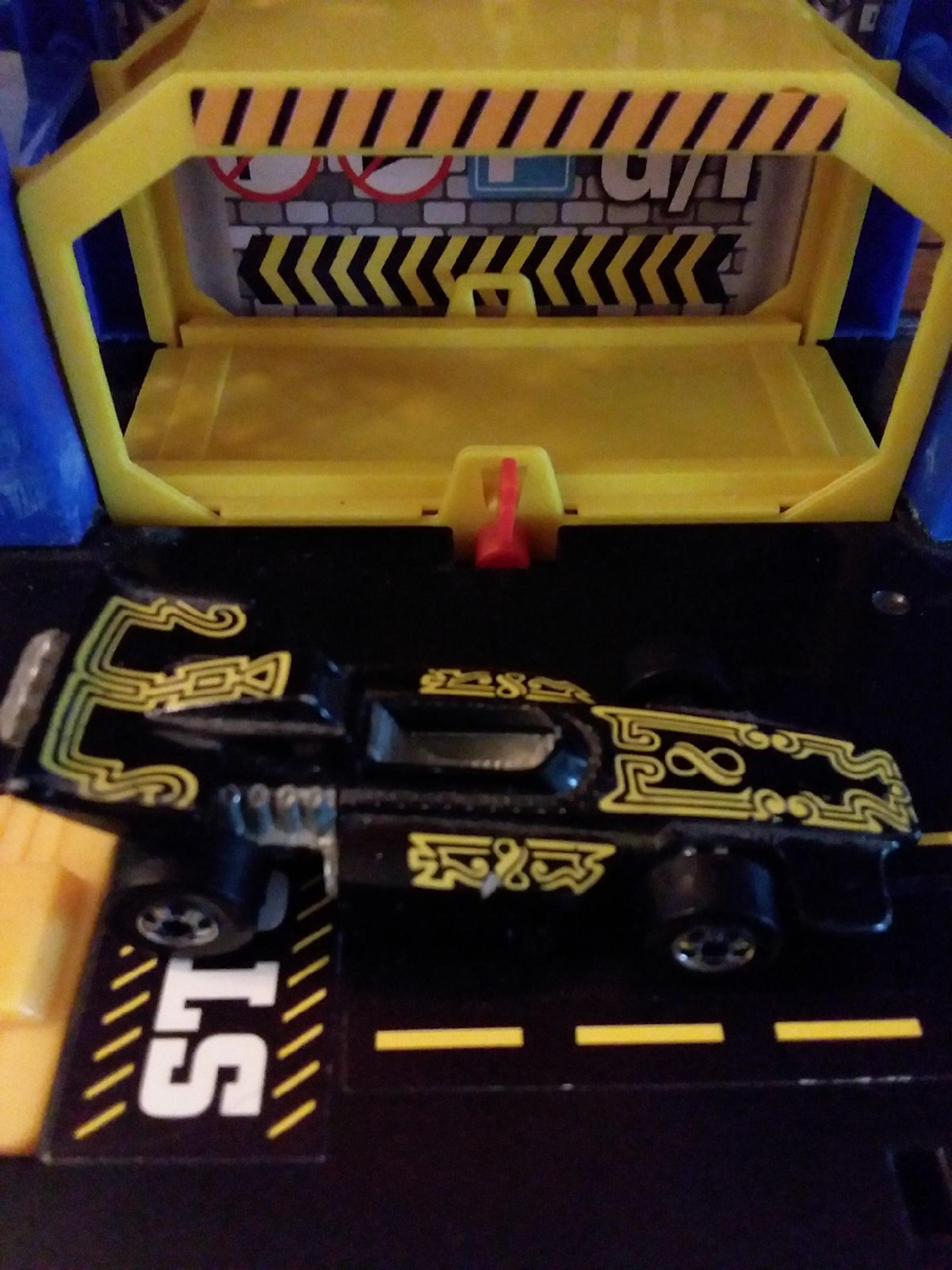 Hotwheels 1974 Black Formula Pack 1974