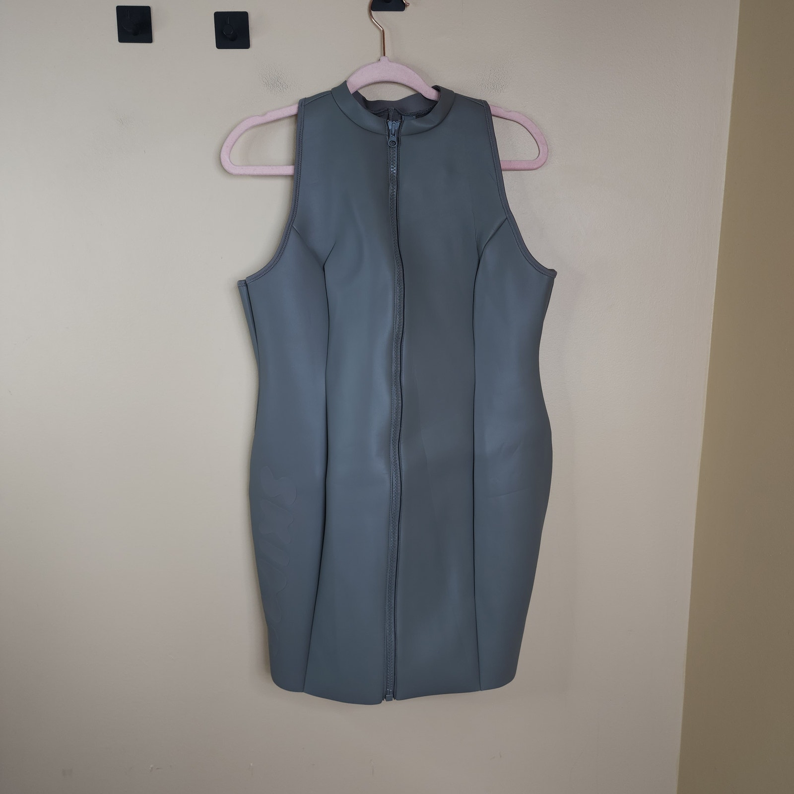 SKIMS Rubberized Scuba Swim Mock Neck Dress in Gray Chalk Size 2X