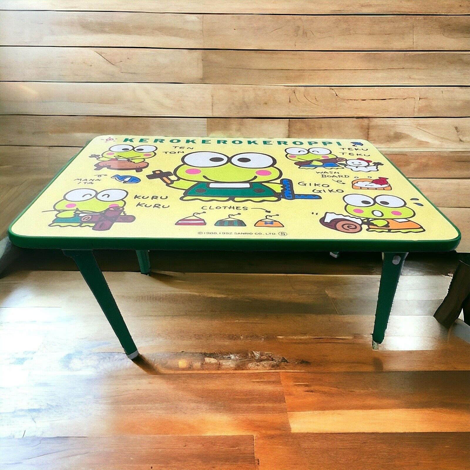 READ VTG Sanrio 1992 KeroKeroKeroppi Green Low Folding Legs Laptop Table RARE