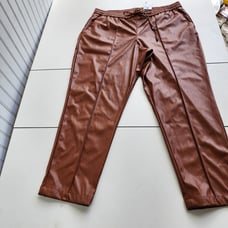 NWT 54 Nine West Womens Pull on Jogger Mid-Rise Pull-On Faux Leather Pants XL