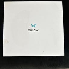 WILLOW breast pump