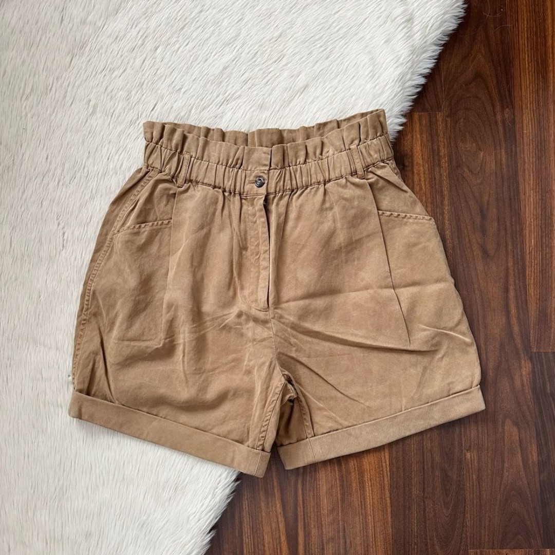 Frame Paperbag Khaki Rolled Shorts