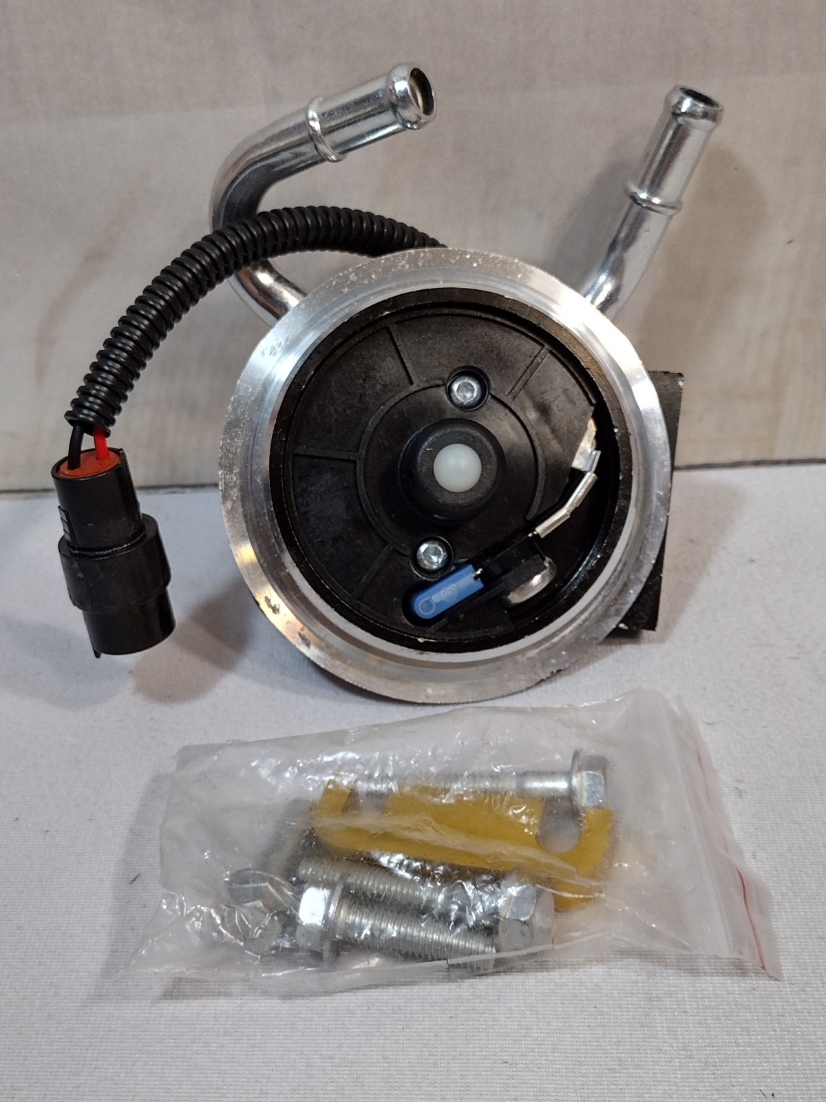 FUEL PUMP HOUSING HEATER DURAMAX V8 6.6L 2004-13 FITS FA12642623 & 12642623