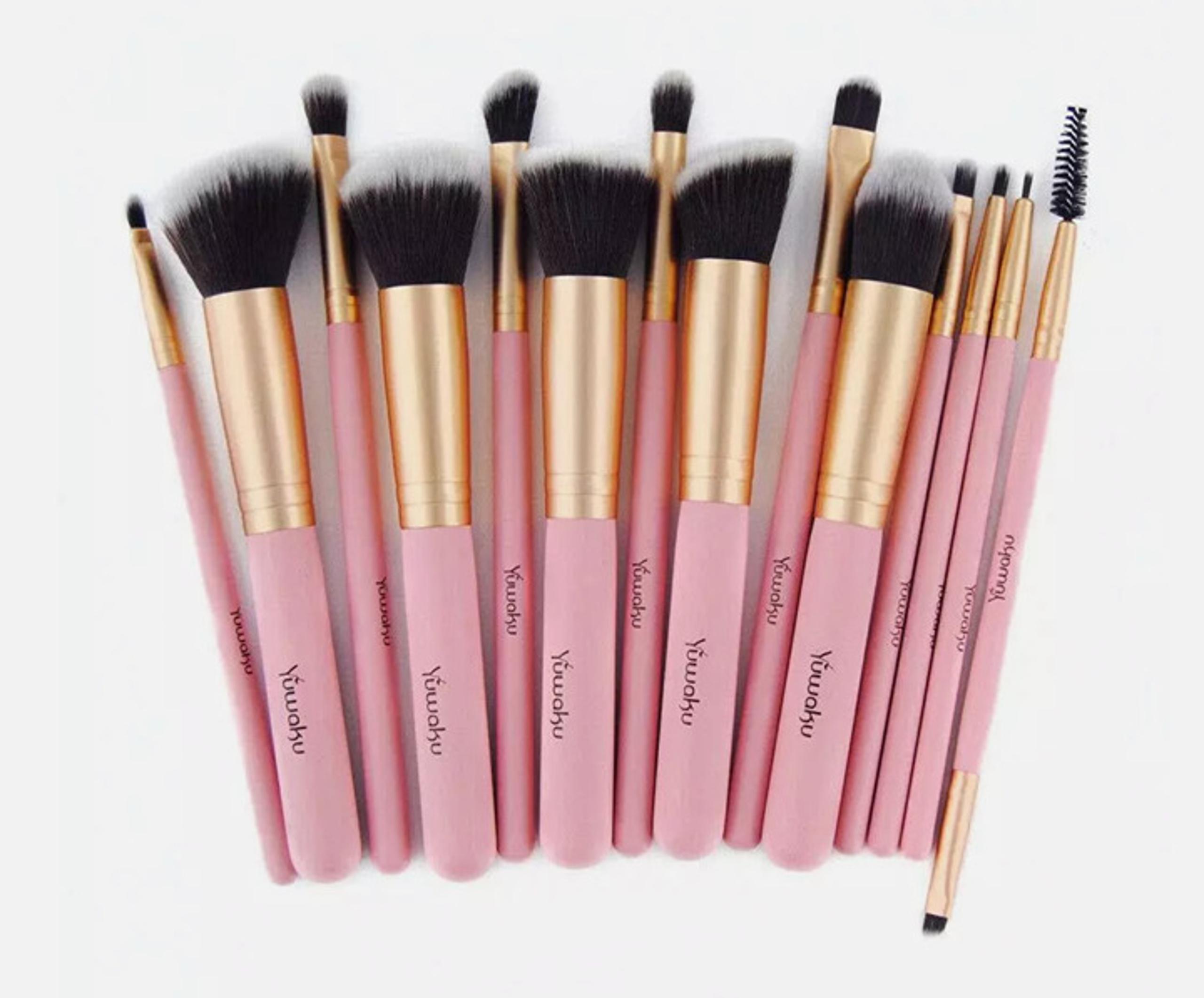 14 PC Professional Makeup Brushes