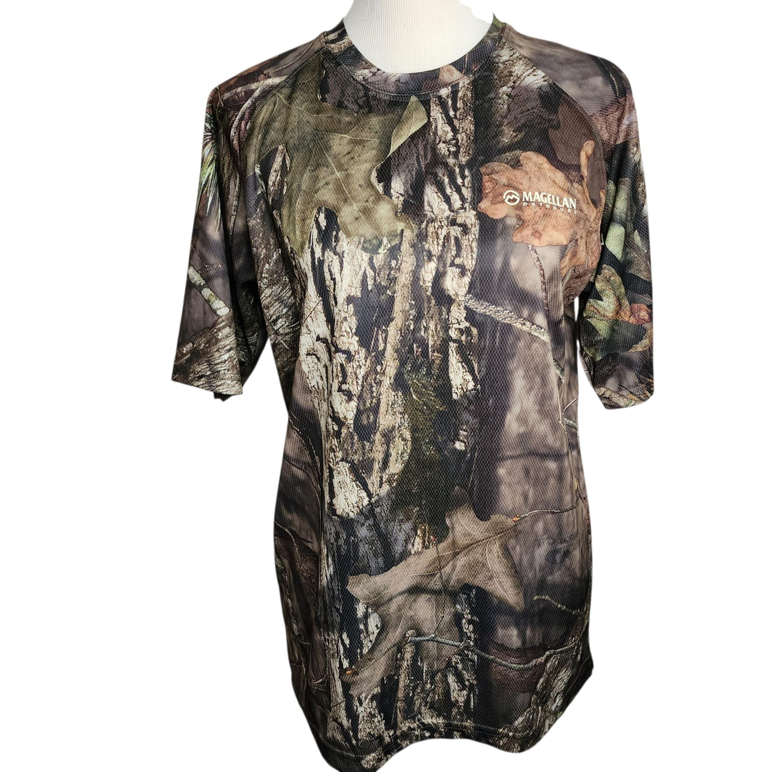 Magellan Outdoors Mens SMALL Hunt Gear Logo Camo Tee T-Shirt Casual Streetwear