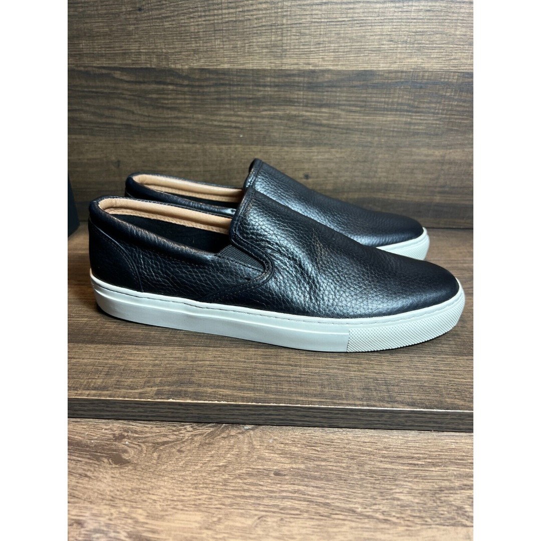 NWB Bloomingdale’s Mens Double Gore Slip On Sneakers Black Size 8