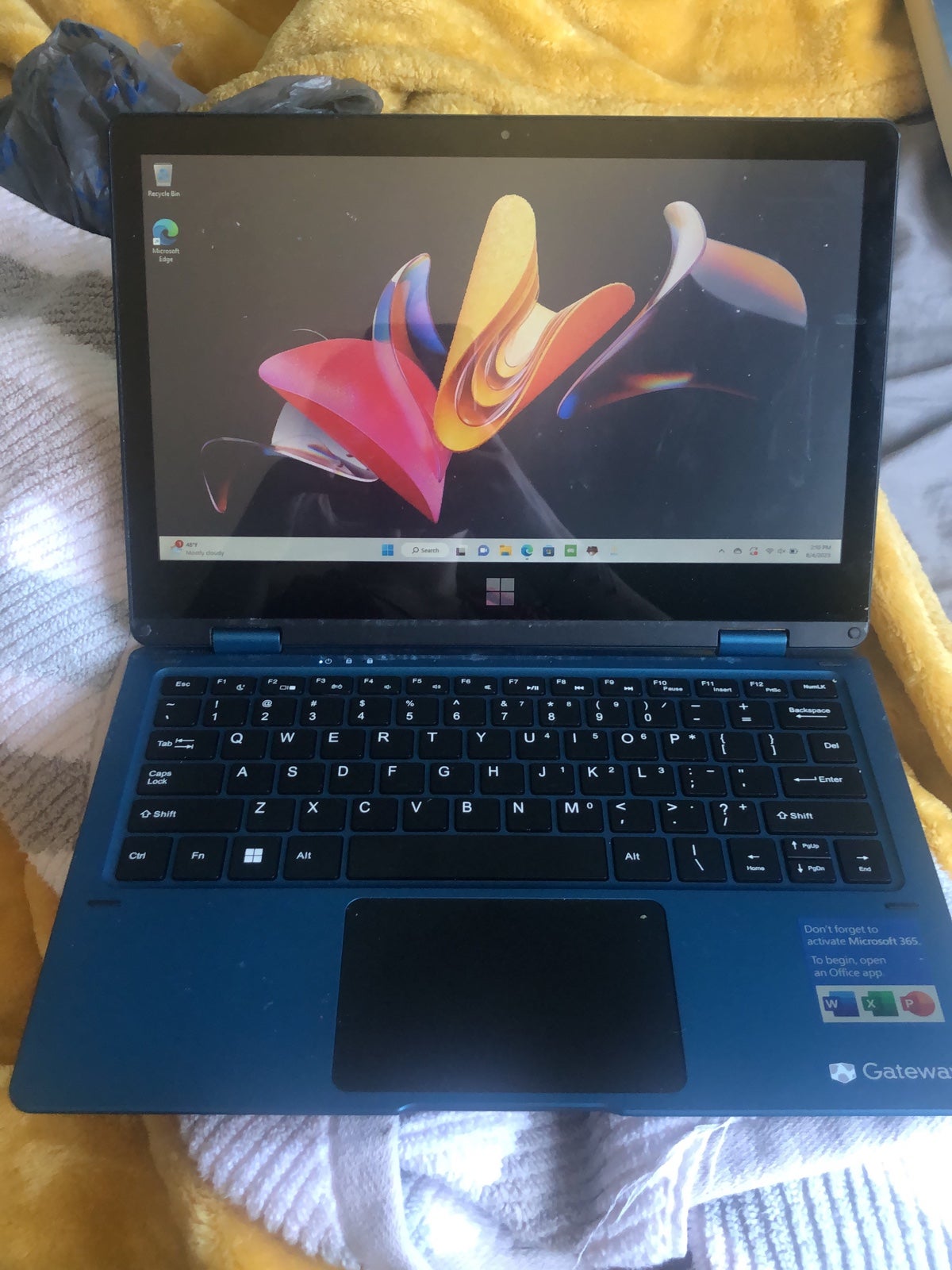 Gateway GWTC116-2 laptop