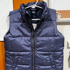 Boys 24 month Tommy Hilfiger Puffer Vest NWT