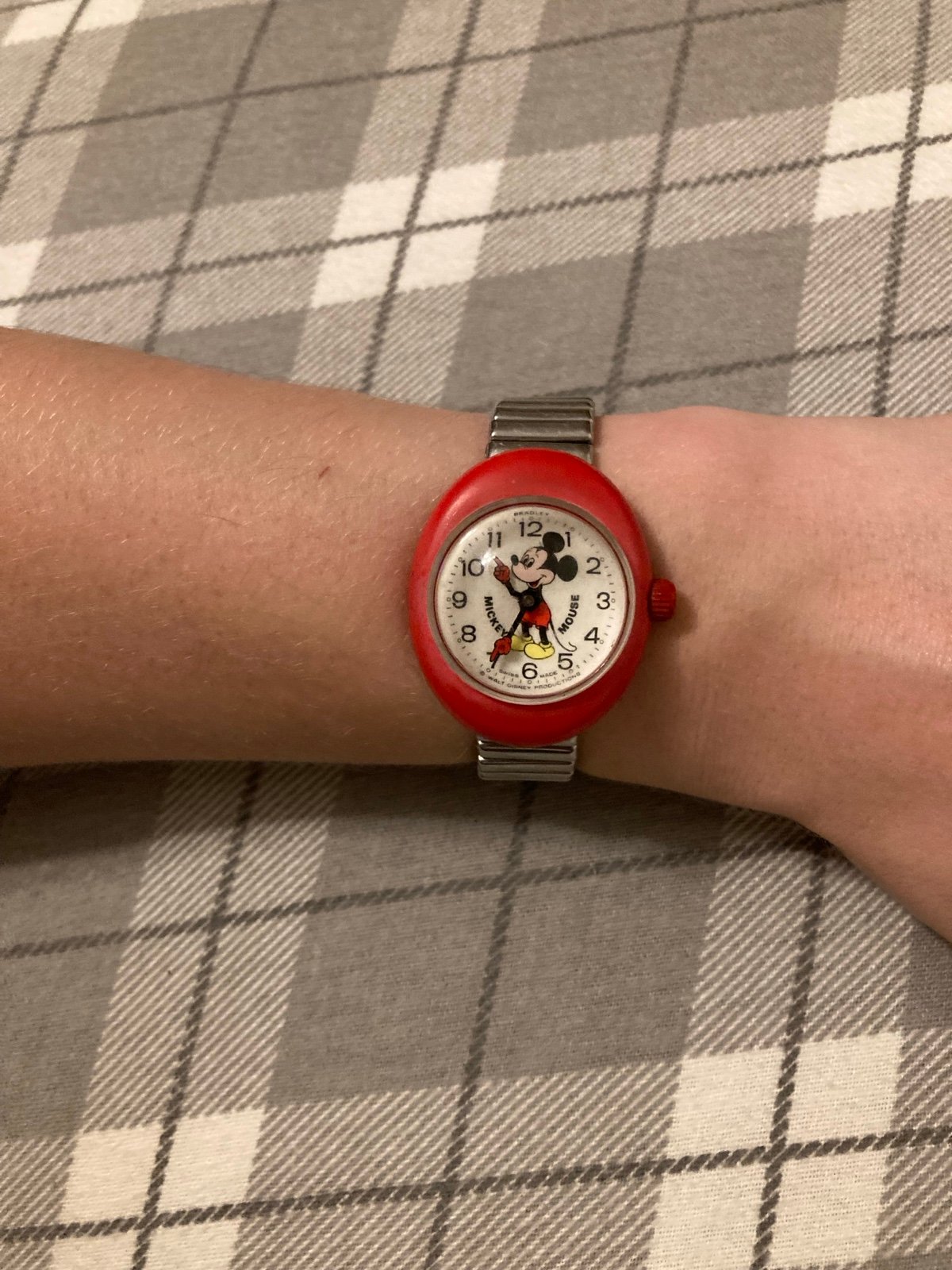 Men’s vintage pre 1970s Swiss made BRADLEY Disney Mickey Mouse wrist watch!