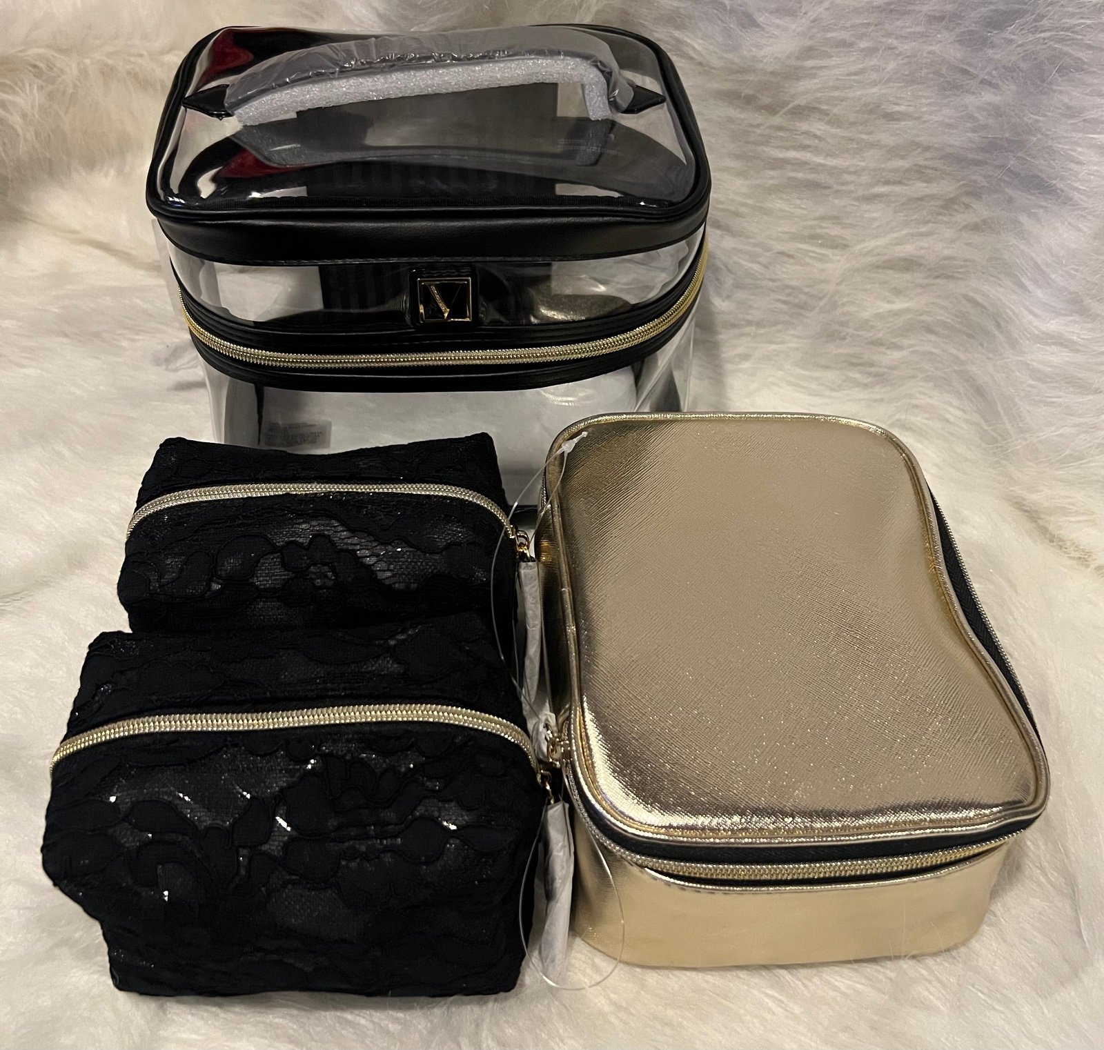 BNWT 4pc Victoria’s Secret Makeup Bag Set