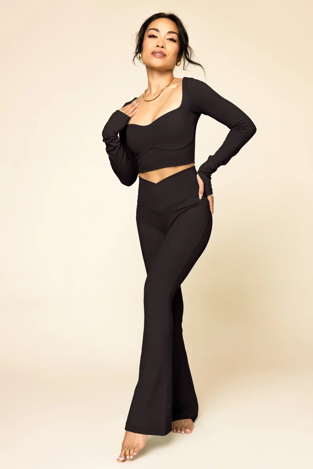 Popflex Crisscross Hourglass® Flared Legging with Pockets - Black- Size Small