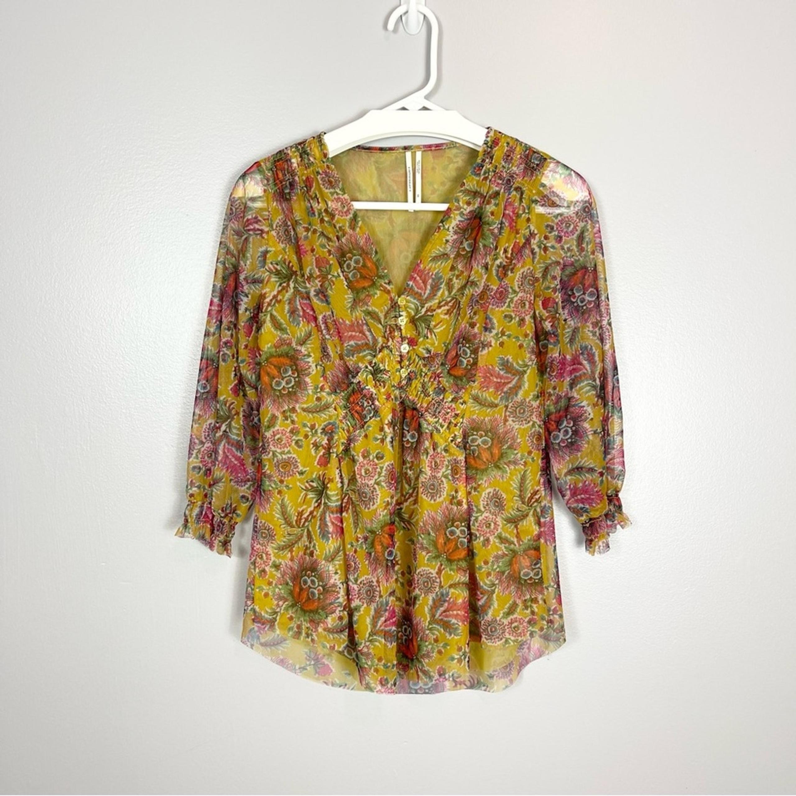 Anthropologie Gretchen Smocked Floral Top Blouse Woman’s size XS