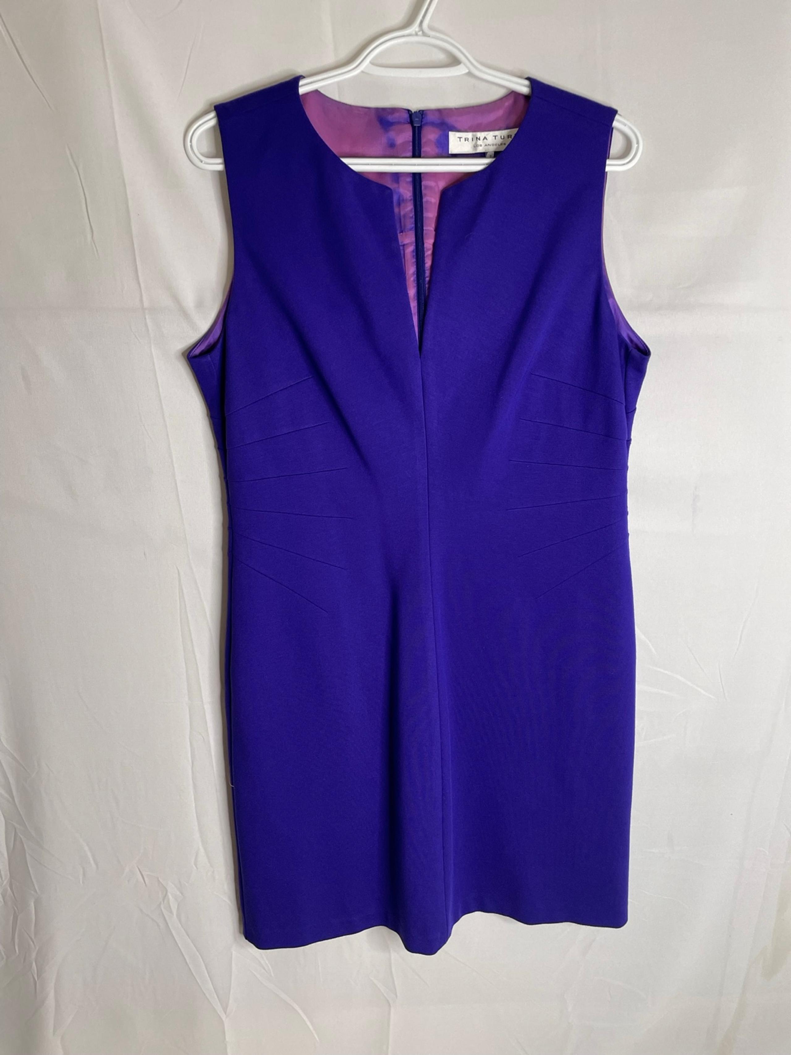 Trina Turk Women’s Size 10 Sheath Style Sleeveless Dress Purple Knee Length 883