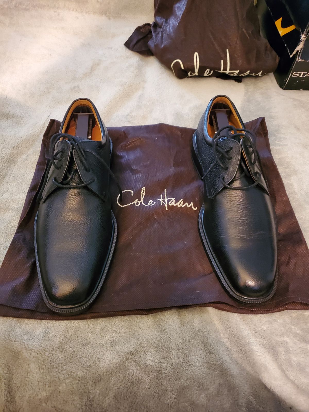 Men's dress shoes