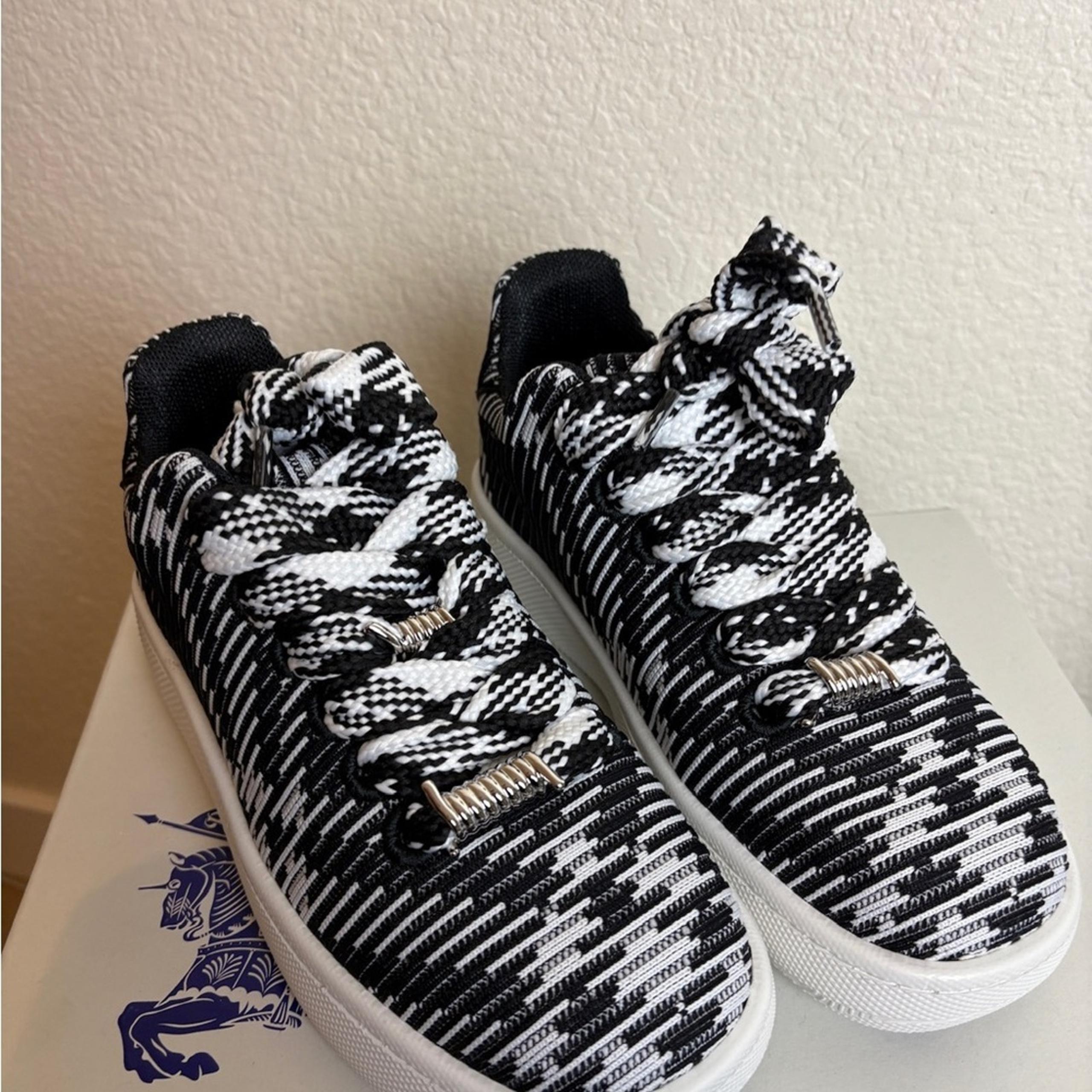 Burberry Box Check Knit Low-Top Sneakers 38