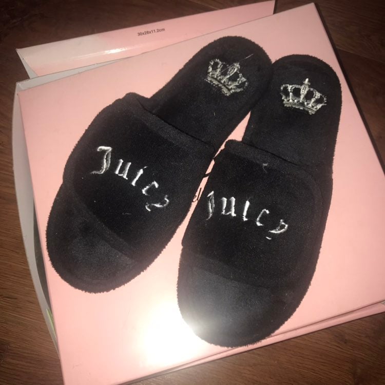 juicy couture x forever 21 slippers