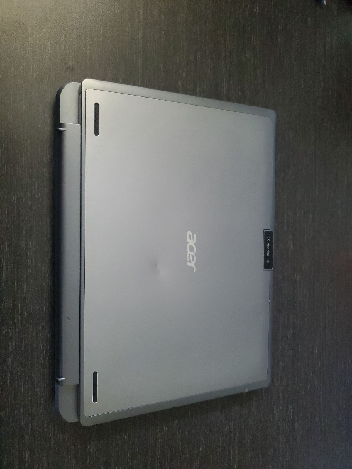 Windows acer 2.0 megapixels small chromebook