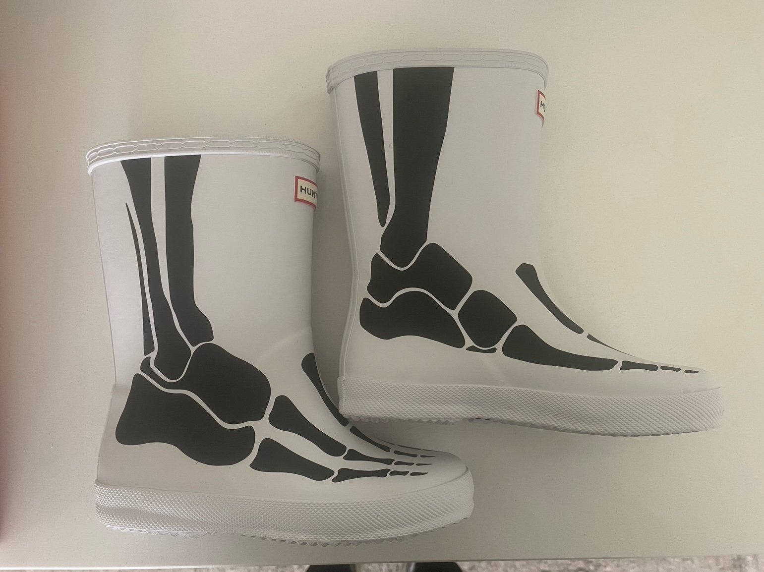 NWOB White Hunter Skelly Boots 11UK / 12B 13G US