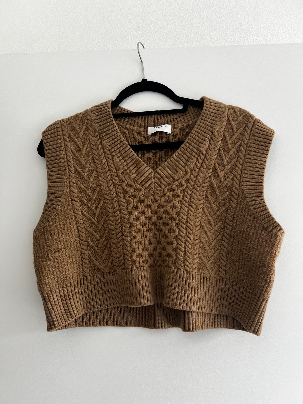 Aritzia Babaton Merino Wool Vest