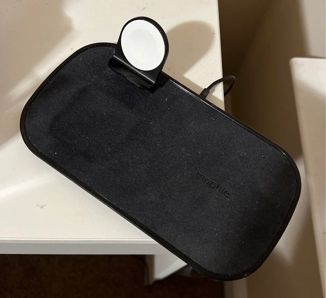 mophie 3 in 1 Wireless Charging Pad