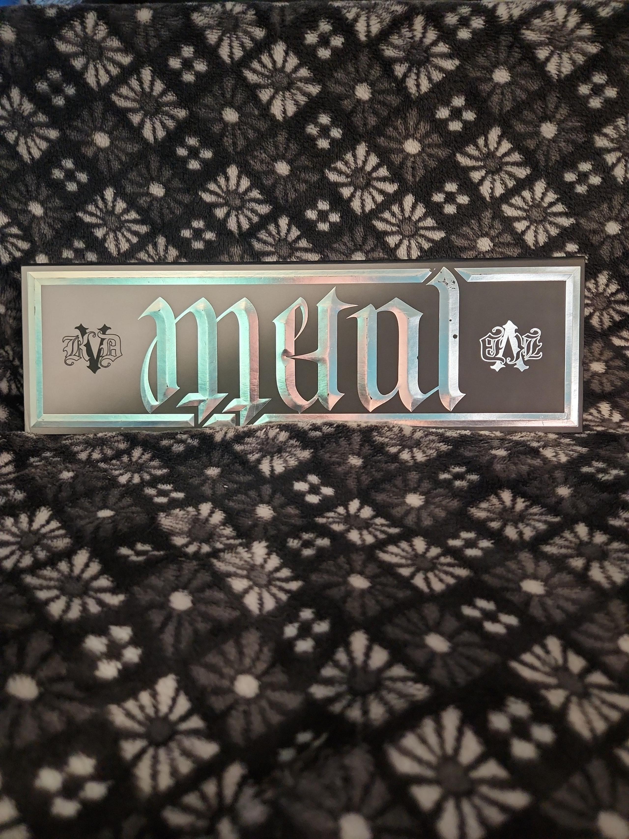 Kat von D Metal Matte Palette