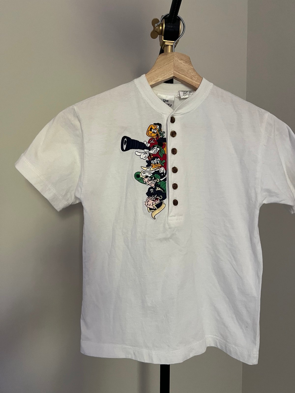 Vintage Disney Store Looney Tunes Embroidered Tee
