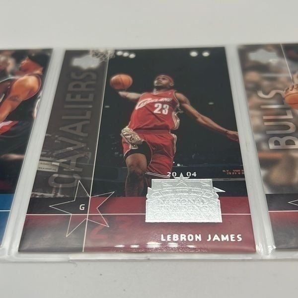 Lebron James upper deck rookie cavaliers basketball card