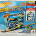 Hot Wheels City Stunt Garage Play Set