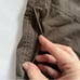Kuhl Mid Rise Hiking Shorts with Zippered Pockets 5.5 Inch Inseam in Tan Size 6