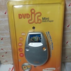 Samsung Portable Handheld Mini DVD Player L25 w/looney tunes mini vol 1 New