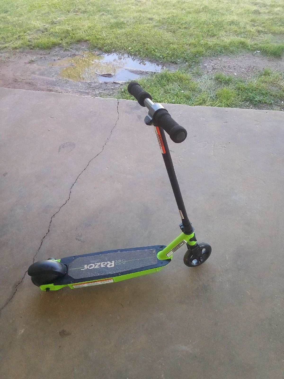Electric scooter