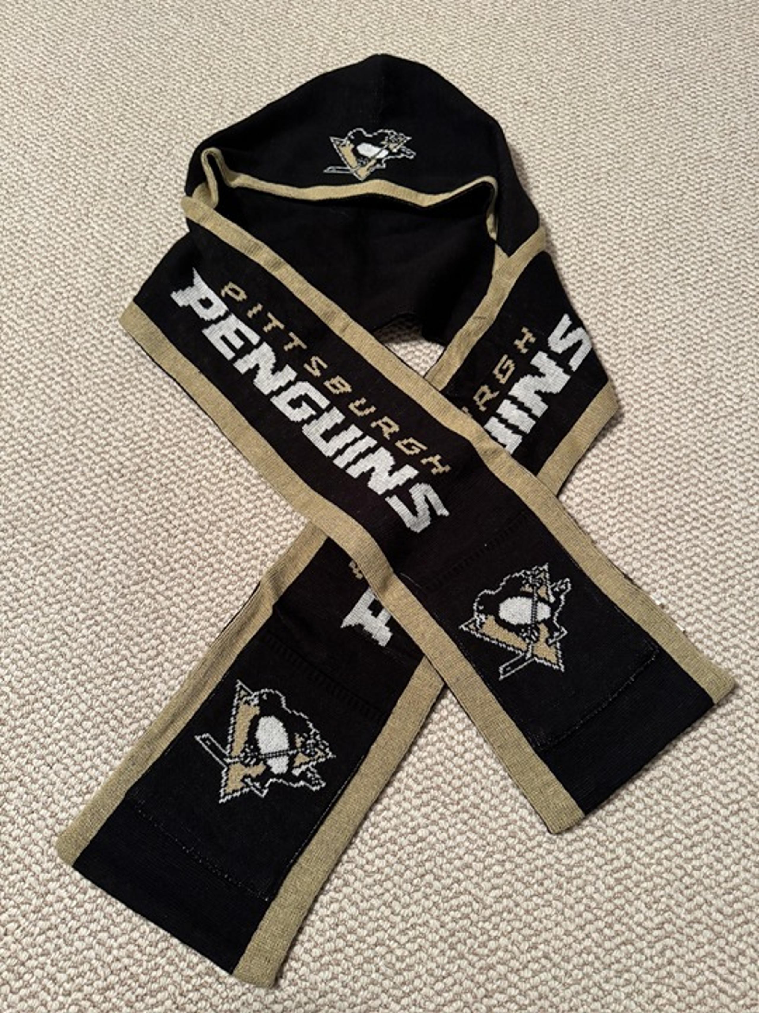 Pittsburgh Penguins Team Logo NHL Logo Hooded Scarf Forever Collectibles