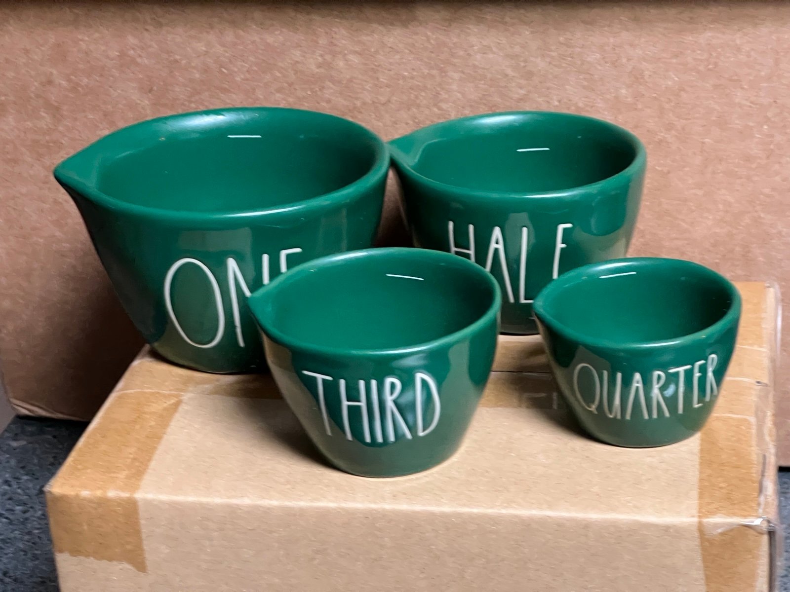 Rae Dunn green measuring cups