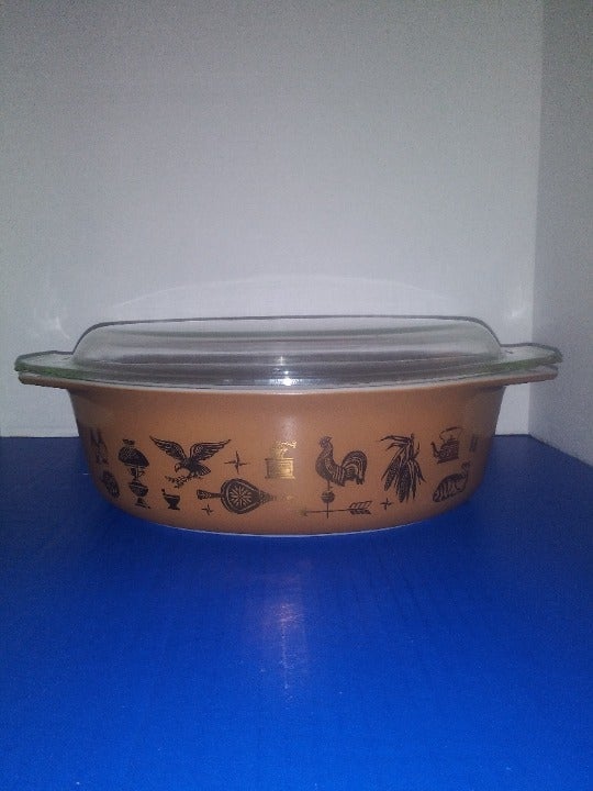 2-1/2 Vtg Early American Casserole Pyrex