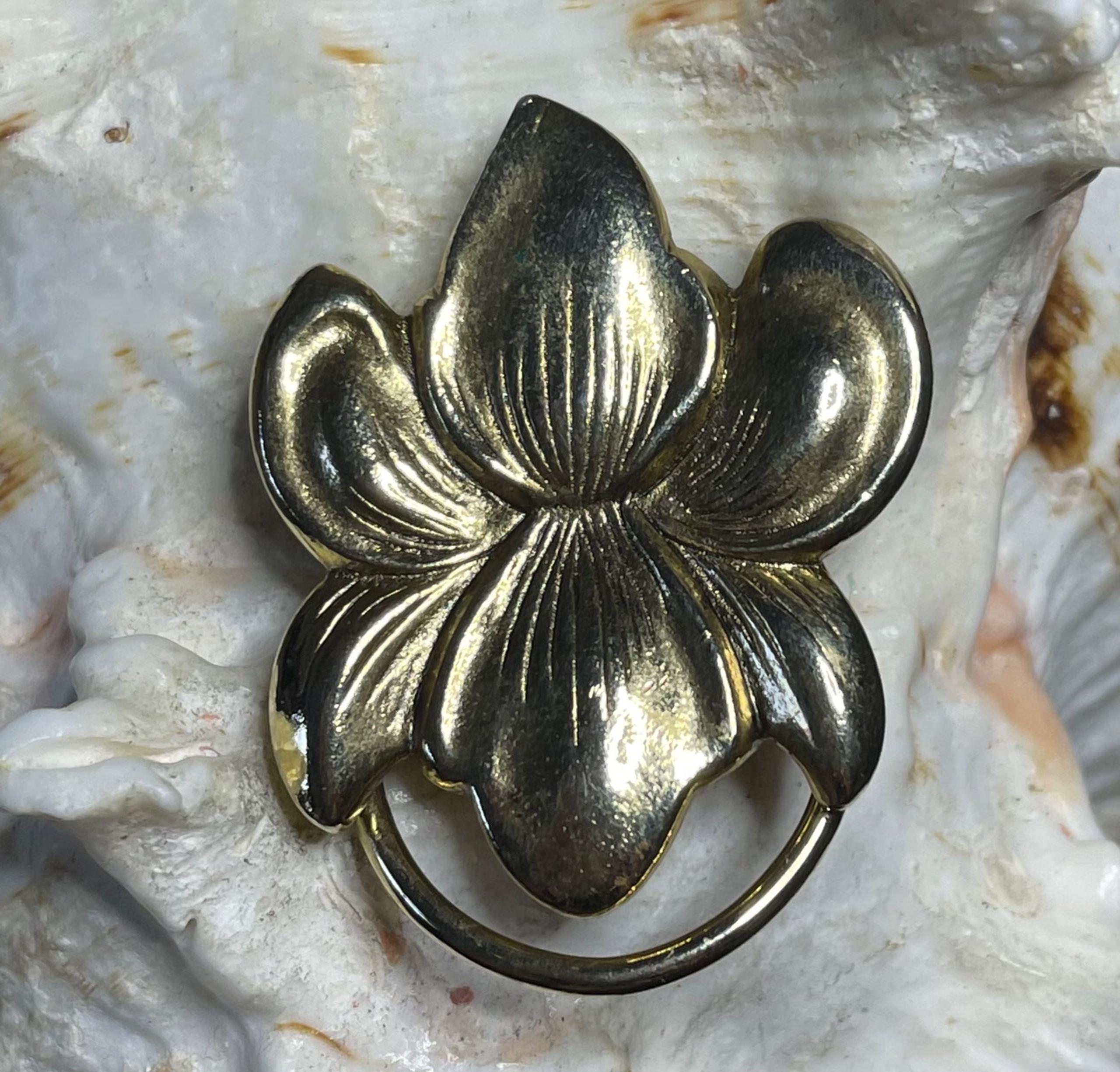 Vintage Lotus Scarf Clip