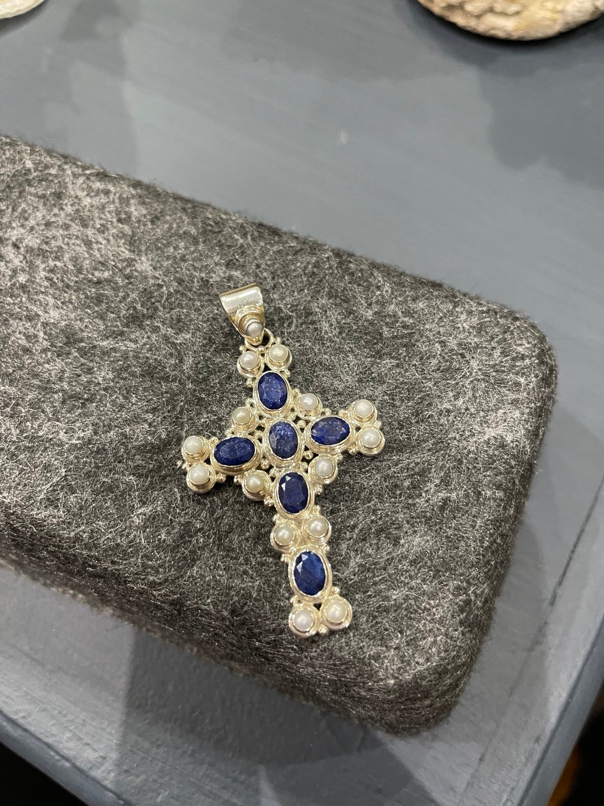 .925 sterling silver cross with pearls and Lápiz Lazuli stones