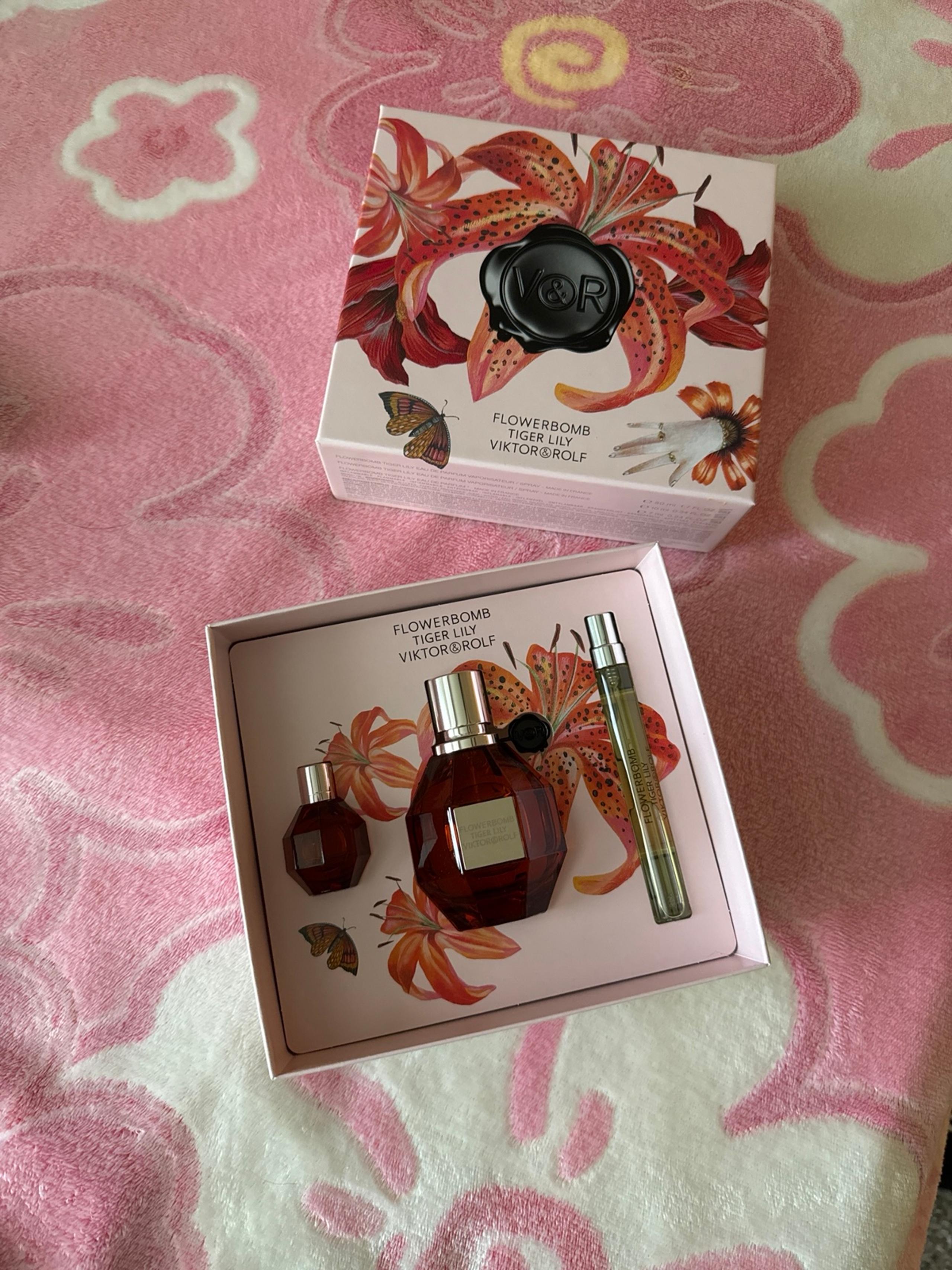 Viktor and Rolf perfume set