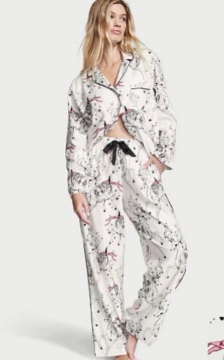 Victoria Secret Reindeer pajama set!! Size XXL new with tags!!