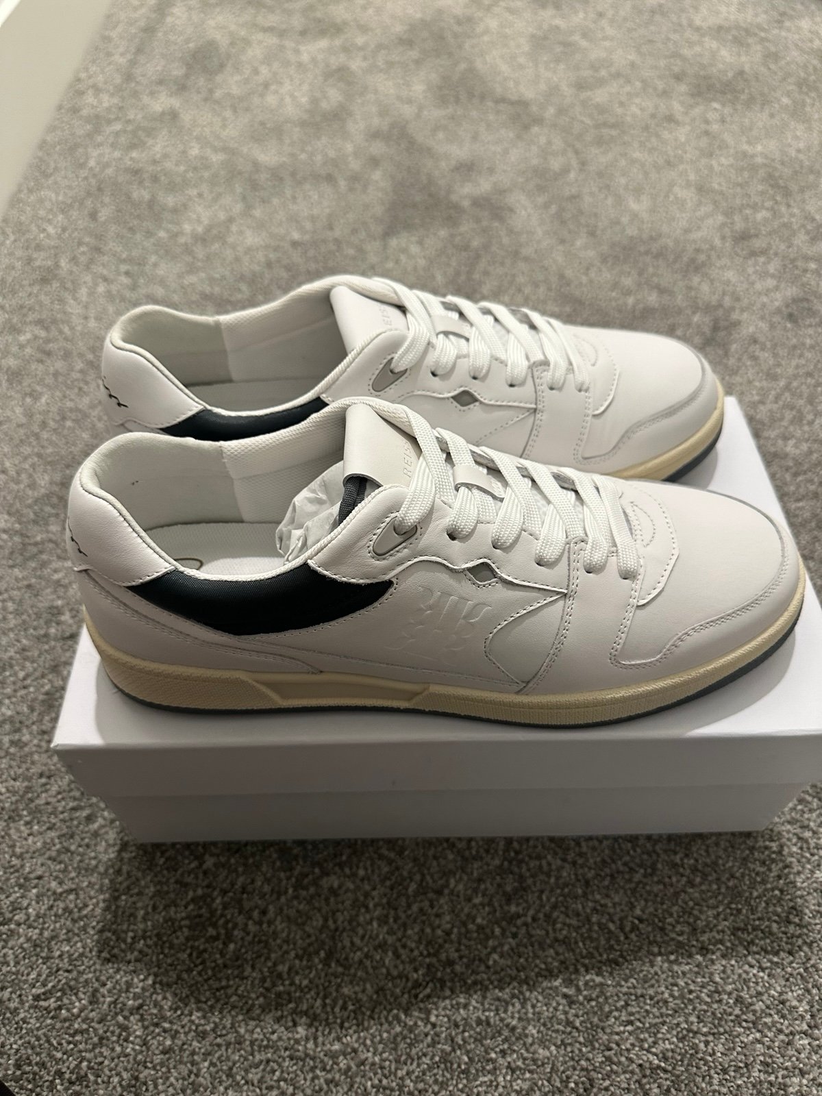 REISS LEATHER LACE-UP TRAINERS US 11