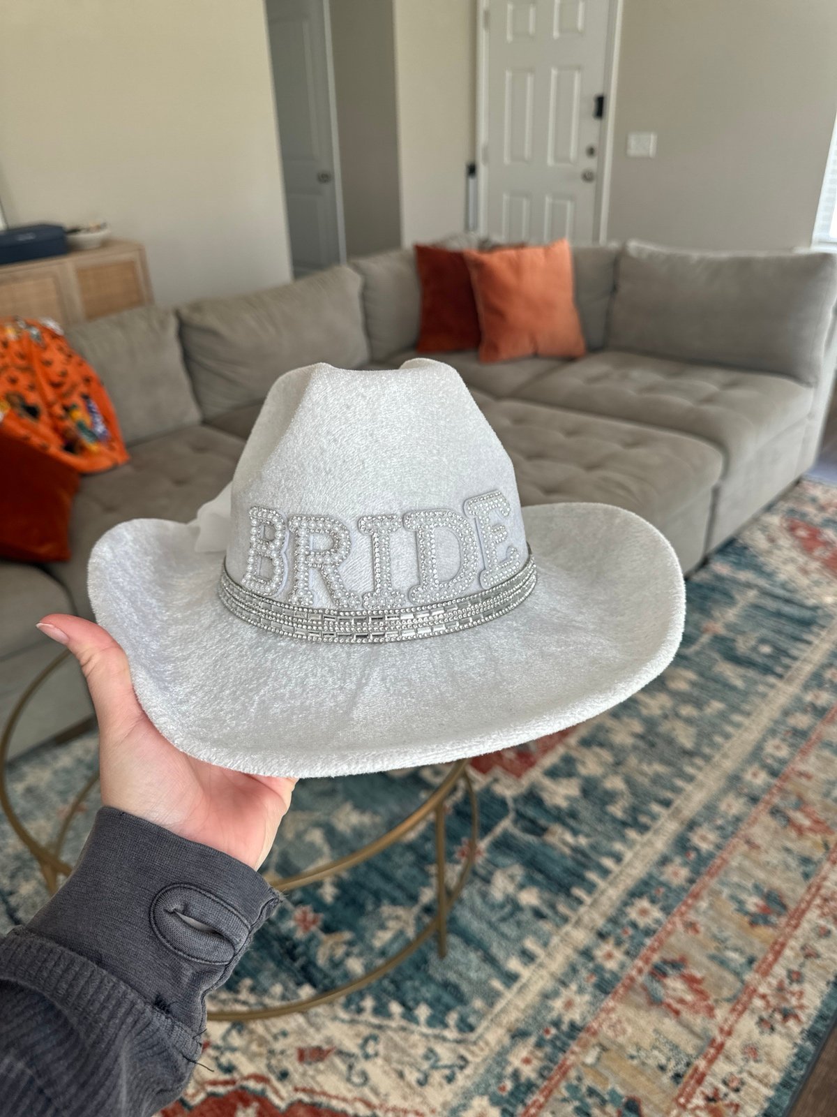 bride cowboy hat