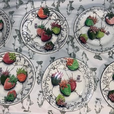 6 GIEN Fraises En Folie Strawberry Desert/Salad plates Vintage 1980's