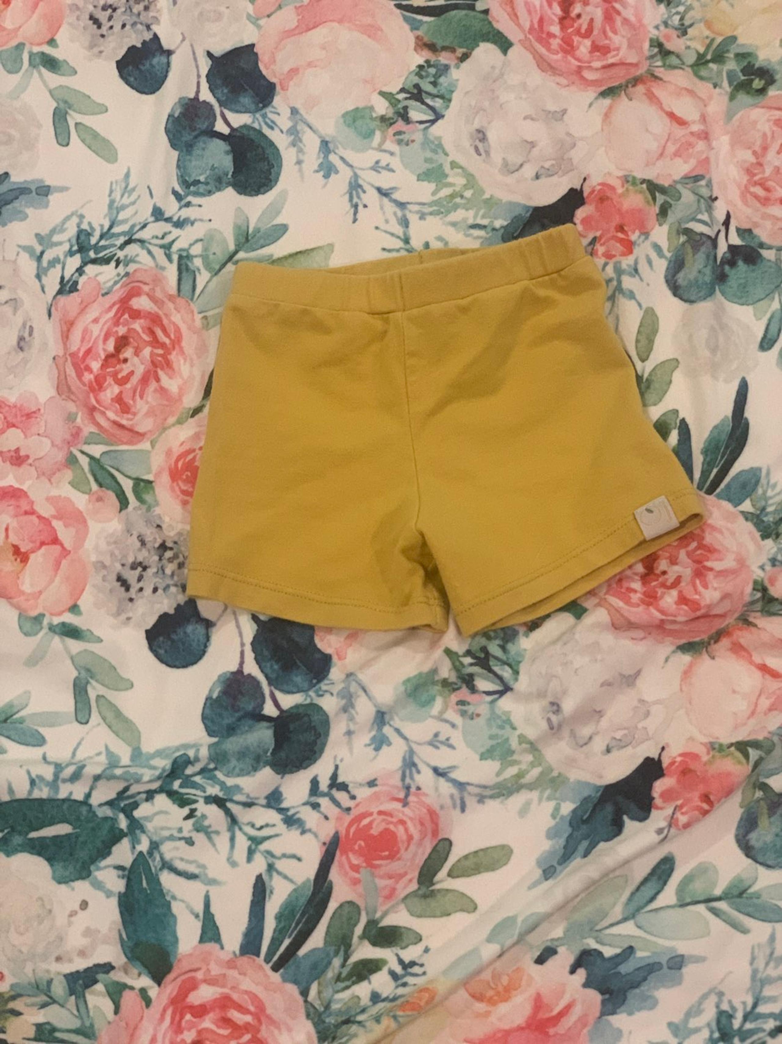 OmiJo Golden Blooms Sz 18m