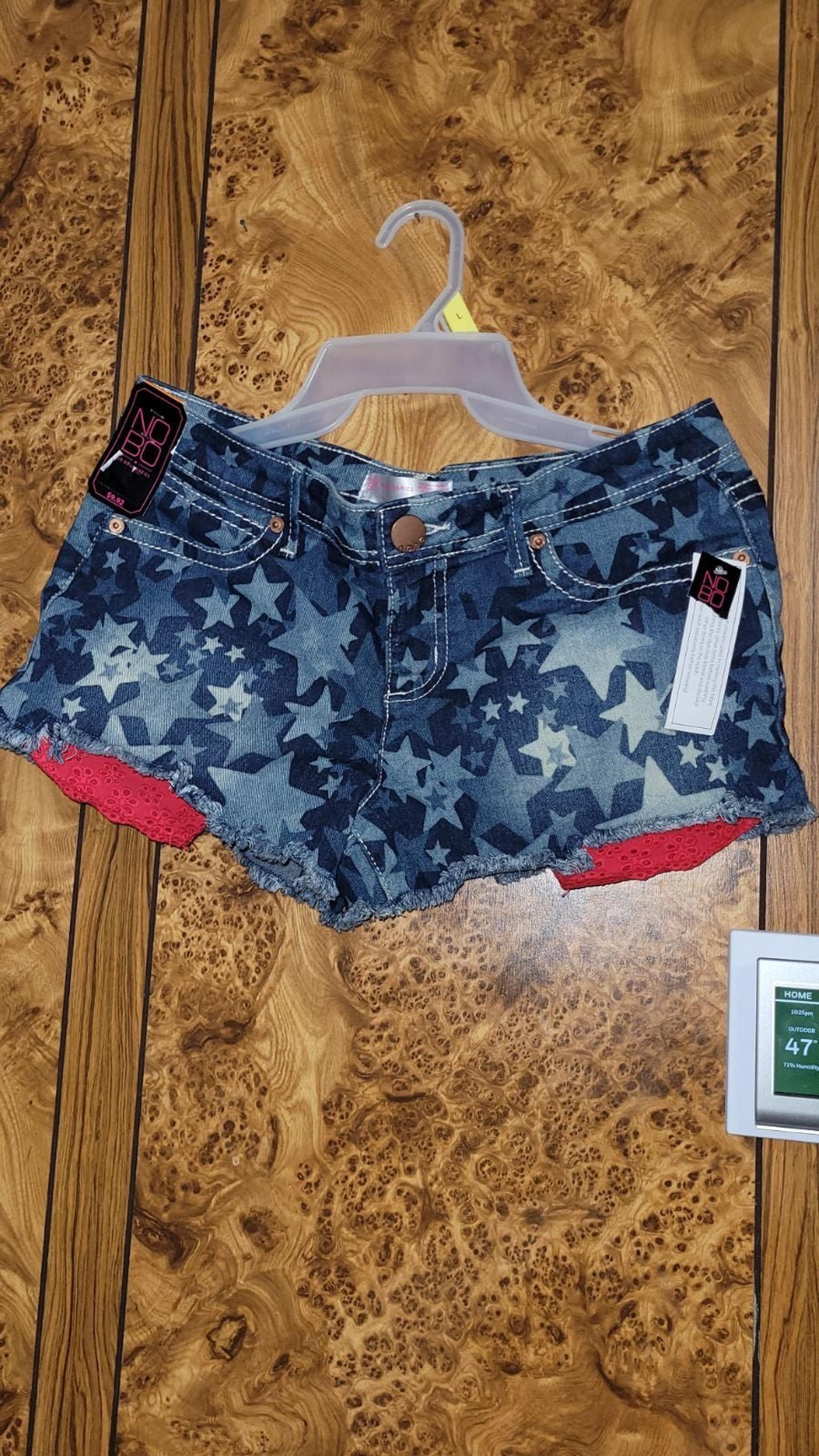NO BOUNDARIES women's summer July 4th shorts NEW contrast pockts denim blue sz 9