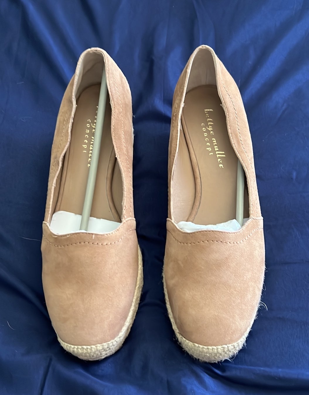 Bettye Muller Reese Espiadrille Wedge Size 9