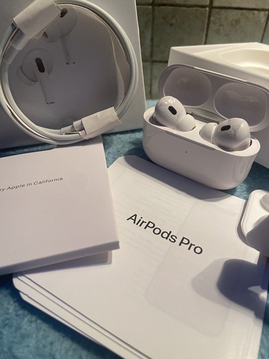 AirPods