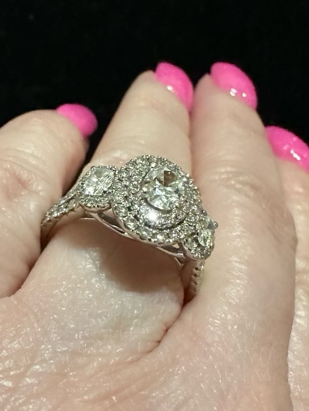 Vera Wang 14 KWG wedding engagement/right diamond ring sz 6.5